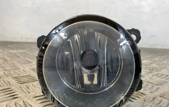 Suzuki Grand Vitara II Front fog light 3550063J00000 89204002