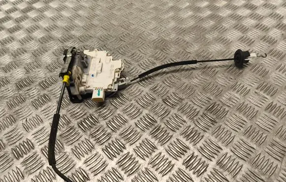 Audi A4 S4 B8 8K Rear door lock 8K0839016