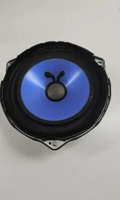 KIA Sorento Front door speaker