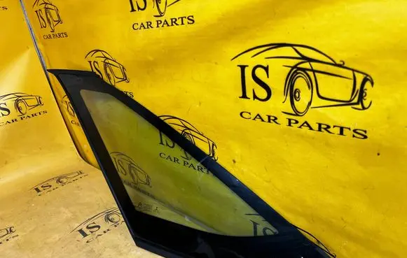 Citroen C4 II Picasso Front door vent window glass four-door
