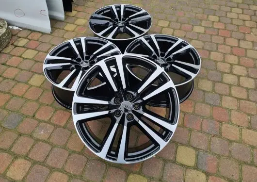 Audi Q7 4M R20 alloy rim 4M0601025G