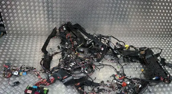 Mercedes-Benz C W205 Positive wiring loom 