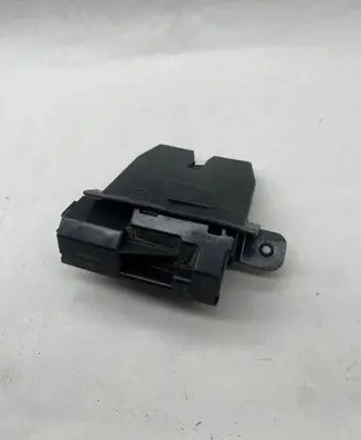 Ford Fiesta Tailgate/trunk/boot lock/catch/latch D3D0B