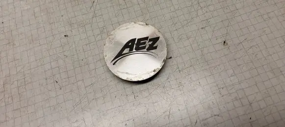 Volkswagen Golf V Original wheel cap 1035E003 57MM AEZ