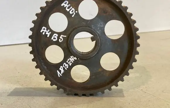 Audi A4 S4 B5 8D Camshaft pulley/ VANOS 027109111G