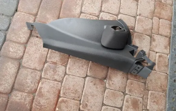 Opel Astra J Other trunk/boot trim element 13261718