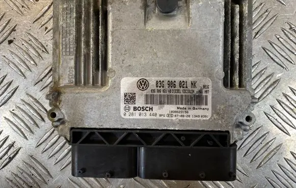 Volkswagen PASSAT B6 Engine control unit/module 03G906021NK 03G906021AB 0281013440