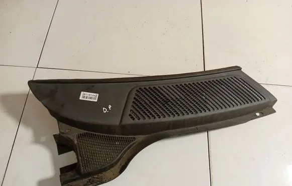 Renault Scenic I Wiper trim 7700838522