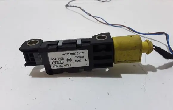 Audi A8 S8 D3 4E Airbag deployment crash/impact sensor 4B0959643C