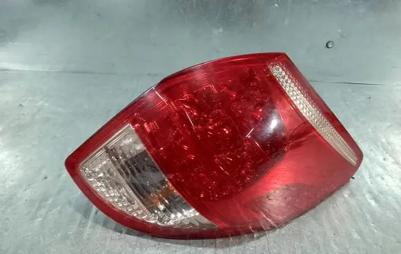 Toyota RAV 4 (XA30) Rear/tail lights J88R