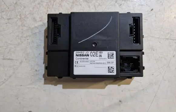 Nissan Qashqai Comfort/convenience module 284B2JD02E