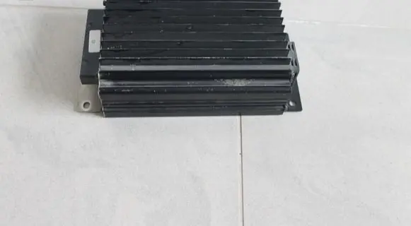 Audi A8 S8 D3 4E Sound amplifier 4E0035223A BOSE
