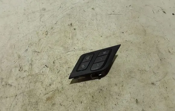 BMW X3 G01 Central locking switch button 9386780