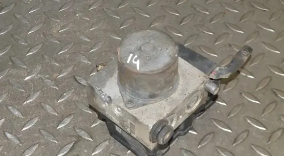 Mini One - Cooper Clubman R55 ABS Pump 6785944