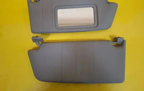 Opel Astra H Sun visor 13113042