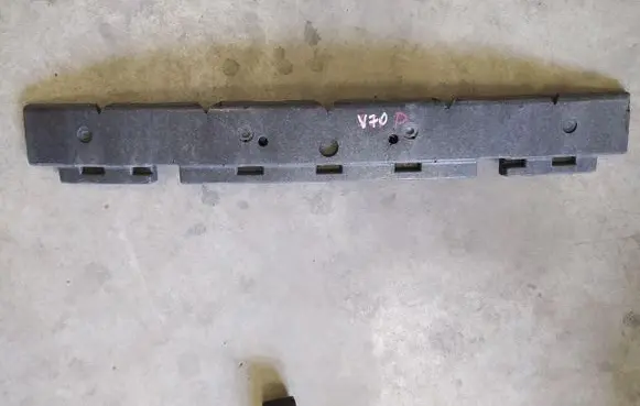 Volvo V70 Front bumper foam support bar 9190307