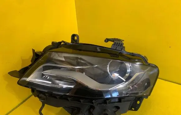 Audi A4 S4 B8 8K Headlight/headlamp 8K0941003C