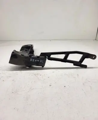 BMW X5 E70 Bumper support mounting bracket corner 7158441