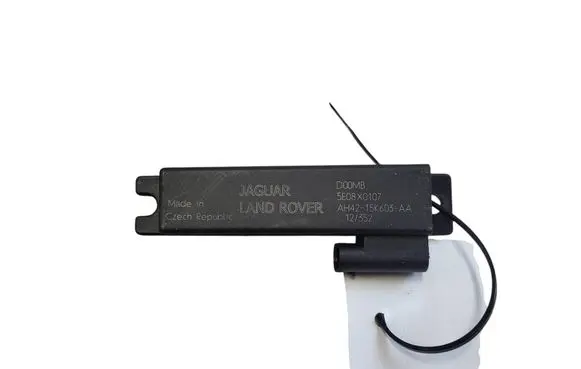 Jaguar XF X250 Keyless system antenna 5E08X0107 AH4215K603AA 3031271001