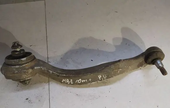 Mercedes-Benz E W212 Front lower control arm/wishbone