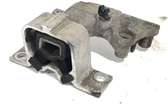Dacia Duster II Engine mount vacuum valve 112323439R