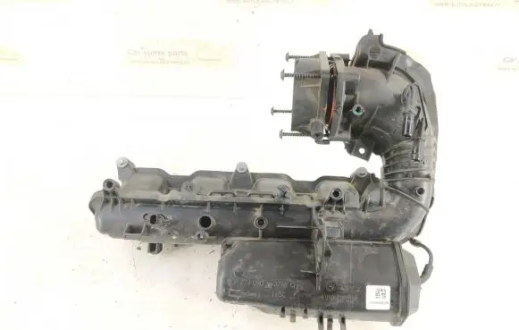 Mercedes-Benz C W205 Intake manifold 2740900037 2740900237