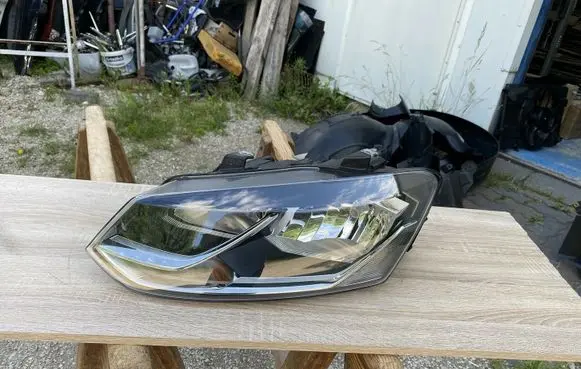 Volkswagen Polo V 6R Headlight/headlamp 6C1941005