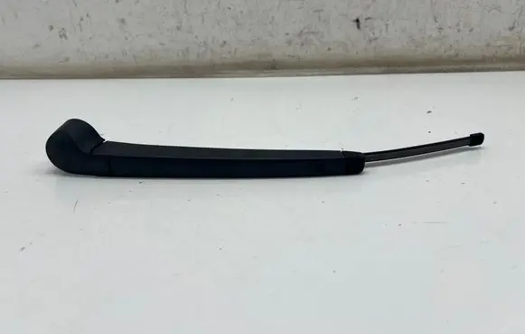 Skoda Octavia Mk4 Rear wiper blade arm 5E7955704 5G9955707