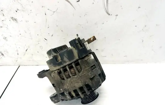 Skoda Fabia Mk1 (6Y) Generator/alternator 03d903025j