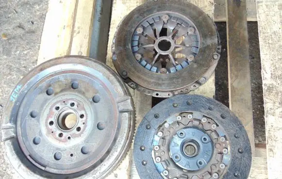 Volkswagen Jetta V Clutch set kit 06F105266AB 03L141015P