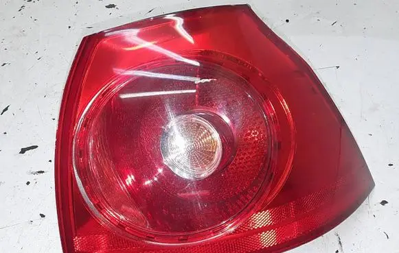 Volkswagen Golf V Rear/tail lights 1K6945096E