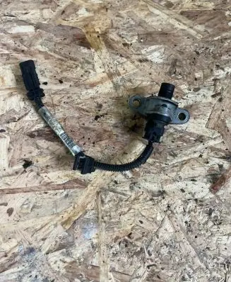 Volvo XC60 Camshaft speed sensor 31303094