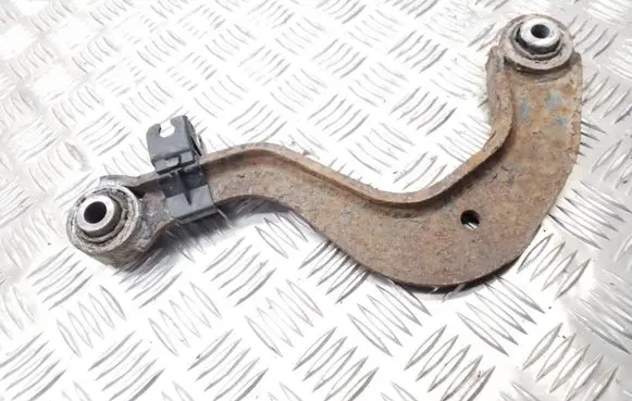 Volkswagen Touran I Rear control arm