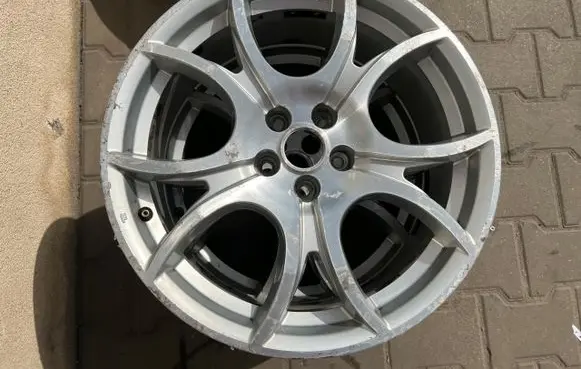 Alfa Romeo 147 R17 alloy rim 