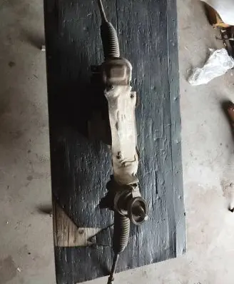 Volkswagen Jetta V Steering rack 7805501262