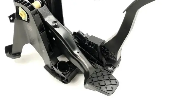 Volkswagen Golf VII Pedal assembly 5Q1721058BH