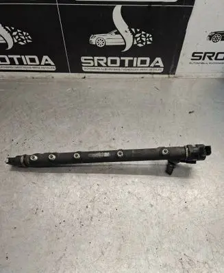 Mercedes-Benz CLK A209 C209 Fuel main line pipe A6110700395 0445214036
