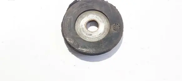 Volvo V70 Coil spring mount 9492209 5540eng