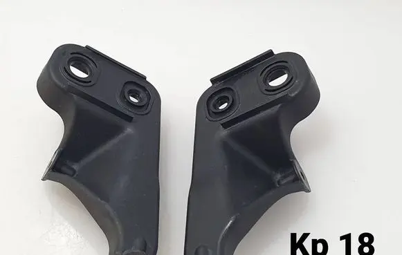 Audi A3 S3 8P Rear bumper mounting bracket 8P3807329 8P3807330