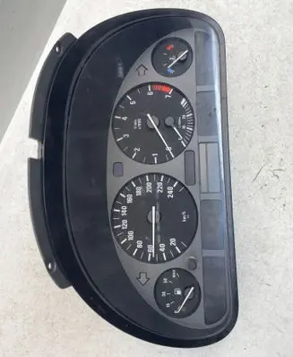 BMW 5 E39 Speedometer (instrument cluster) 62118372354 110008735