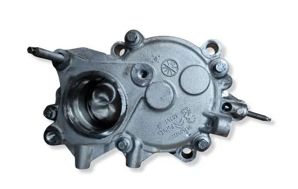 Ford Mondeo MK V Vacuum pump 9674992180