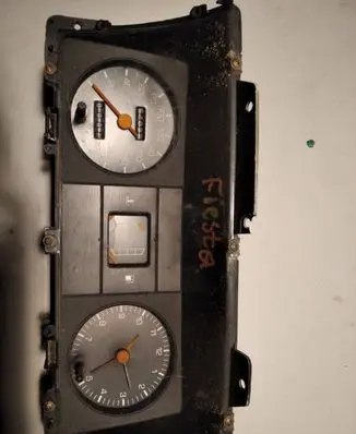Ford Fiesta Speedometer (instrument cluster) 81AB10841BB