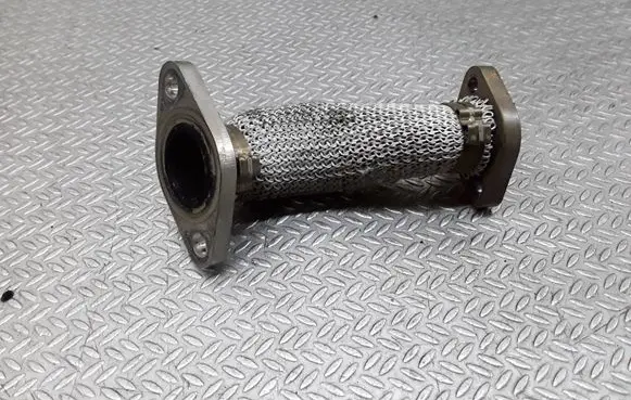 Volkswagen Phaeton EGR valve line/pipe/hose