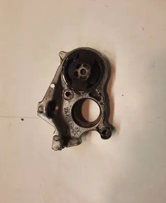 Peugeot 307 Engine mount bracket 810907