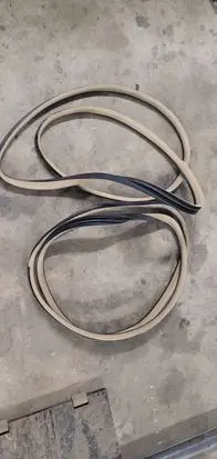 Mercedes-Benz ML W164 Front door rubber seal 