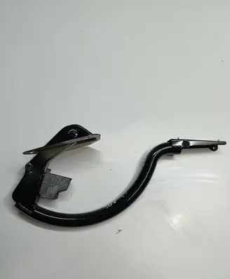 Tailgate/trunk/boot hinge