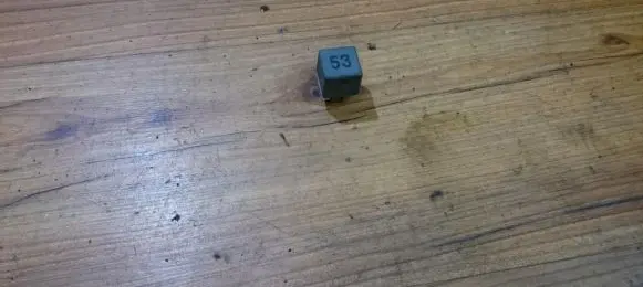 Volkswagen PASSAT B4 Other relay 141951253B 4RA003510-29