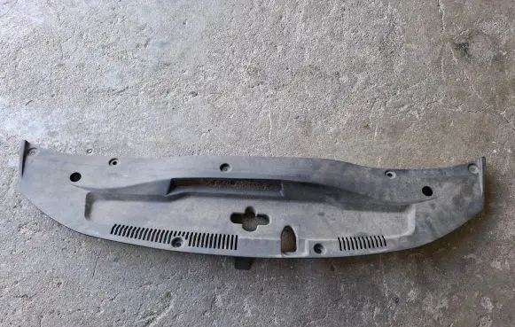 Lexus GS 300 350 430 450H Wiper trim 5329530090