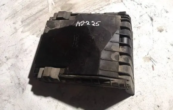 Skoda Octavia Mk2 (1Z) Fuse box cover 1k0937132f 1k0.937.132f