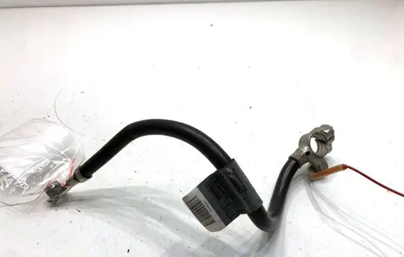 Mercedes-Benz E W212 Positive cable (battery)